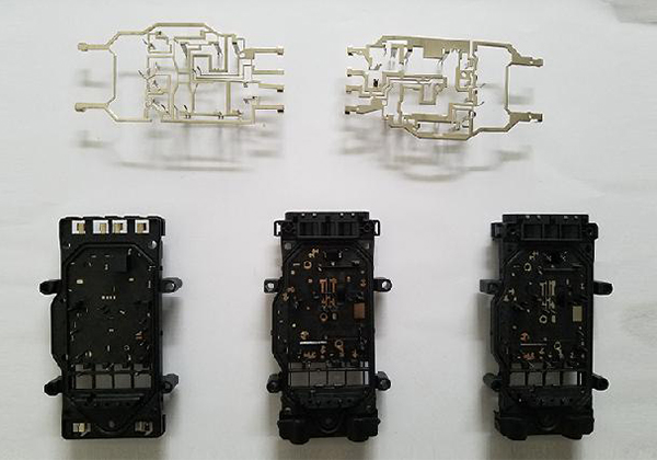 汽(qi)車模具(ju)